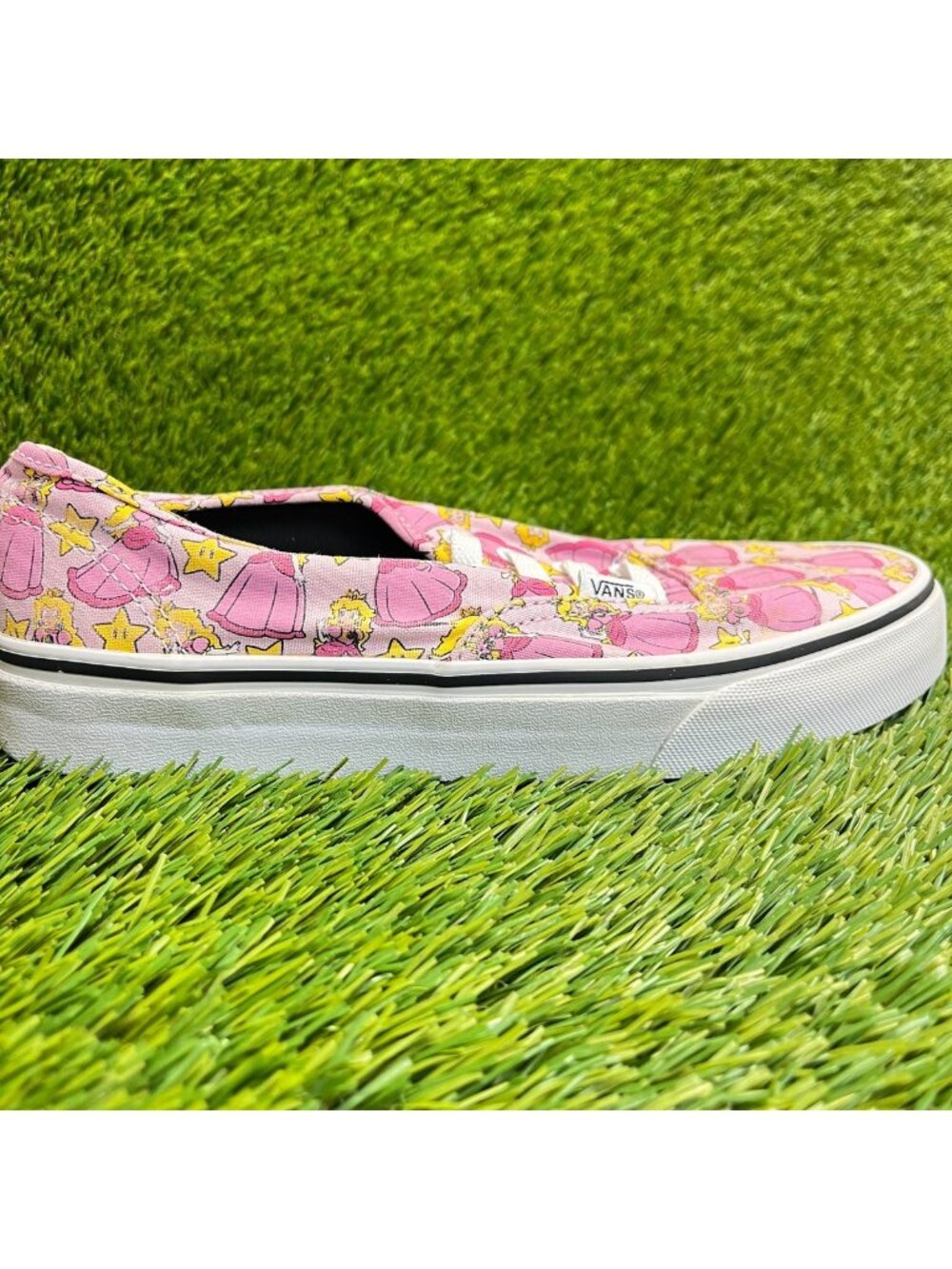Vans Authentic Nintendo Princess Womens Size 7.5 Pink Athletic Shoes Sneakers